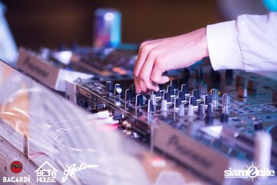 Axtone Stage Live in Bangkok at GMM Live House (Album 3) — photo 34