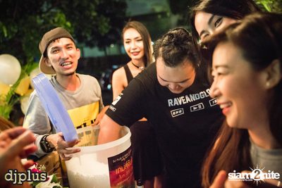 DJ Plus 5th Year Celebrate Color Night Party ที่ ไลฟ์ อาร์ซีเอ — photo 25