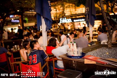 Seenspace Invasion ที่ร้าน Clouds, Fat'R Gut'z และ BREW Beers & Ciders — photo 13