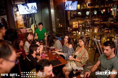 Seenspace Invasion ที่ร้าน Clouds, Fat'R Gut'z และ BREW Beers & Ciders — photo 16