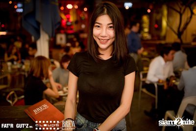 Seenspace Invasion ที่ร้าน Clouds, Fat'R Gut'z และ BREW Beers & Ciders — photo 17