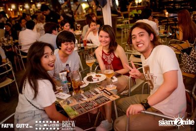 Seenspace Invasion ที่ร้าน Clouds, Fat'R Gut'z และ BREW Beers & Ciders — photo 28
