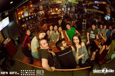 Seenspace Invasion ที่ร้าน Clouds, Fat'R Gut'z และ BREW Beers & Ciders — photo 42