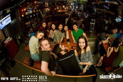 Seenspace Invasion ที่ร้าน Clouds, Fat'R Gut'z และ BREW Beers & Ciders — photo 43