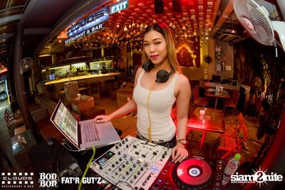 Thursday Night at Clouds, Bon Bon & FatR Gutz, Seenspace — photo 14