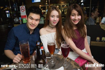 คืนวันศุกร์ ที่ คลาวส์, แฟตอาร์ กัตซ์, บริว และบอน บอน — photo 42