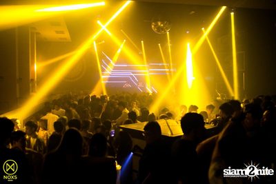 Friday Night at NOXS Bangkok, Ekamai-Raminthra — photo 1
