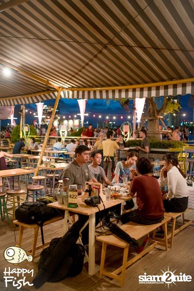 คืนวันศุกร์ ที่ร้าน แฮปปี้ ฟิช, เอเชีย ทีค เดอะ ริเวอร์ฟร้อนท์ — photo 9