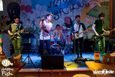 คืนวันศุกร์ ที่ร้าน แฮปปี้ ฟิช, เอเชีย ทีค เดอะ ริเวอร์ฟร้อนท์ — photo 13