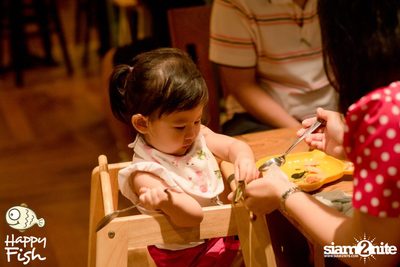 คืนวันศุกร์ ที่ร้าน แฮปปี้ ฟิช, เอเชีย ทีค เดอะ ริเวอร์ฟร้อนท์ — photo 45