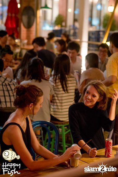 คืนวันศุกร์ ที่ร้าน แฮปปี้ ฟิช, เอเชีย ทีค เดอะ ริเวอร์ฟร้อนท์ — photo 51