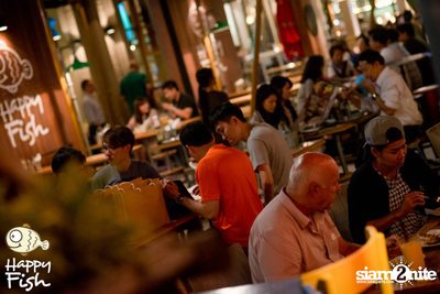 คืนวันศุกร์ ที่ร้าน แฮปปี้ ฟิช, เอเชีย ทีค เดอะ ริเวอร์ฟร้อนท์ — photo 54