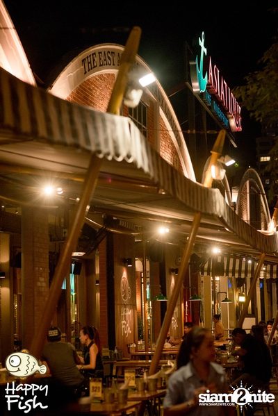 คืนวันศุกร์ ที่ร้าน แฮปปี้ ฟิช, เอเชีย ทีค เดอะ ริเวอร์ฟร้อนท์ — photo 59