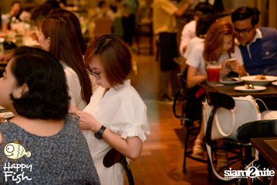 คืนวันศุกร์ ที่ร้าน แฮปปี้ ฟิช, เอเชีย ทีค เดอะ ริเวอร์ฟร้อนท์ — photo 60