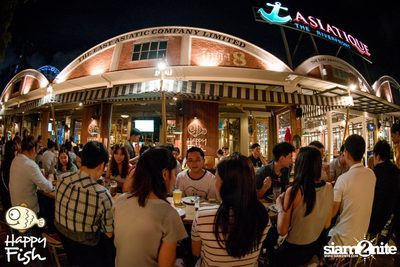 คืนวันศุกร์ ที่ร้าน แฮปปี้ ฟิช, เอเชีย ทีค เดอะ ริเวอร์ฟร้อนท์ — photo 68