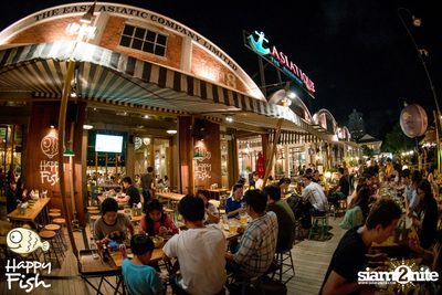 คืนวันศุกร์ ที่ร้าน แฮปปี้ ฟิช, เอเชีย ทีค เดอะ ริเวอร์ฟร้อนท์ — photo 70