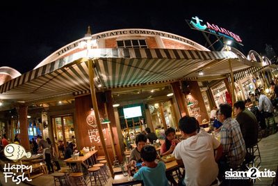 คืนวันศุกร์ ที่ร้าน แฮปปี้ ฟิช, เอเชีย ทีค เดอะ ริเวอร์ฟร้อนท์ — photo 71