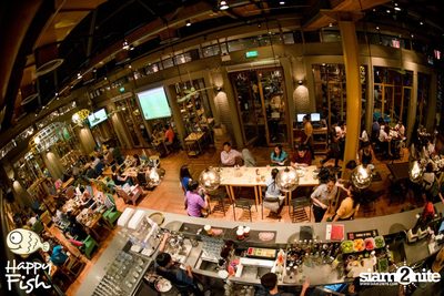 คืนวันศุกร์ ที่ร้าน แฮปปี้ ฟิช, เอเชีย ทีค เดอะ ริเวอร์ฟร้อนท์ — photo 78
