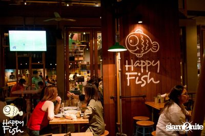 คืนวันศุกร์ ที่ร้าน แฮปปี้ ฟิช, เอเชีย ทีค เดอะ ริเวอร์ฟร้อนท์ — photo 83