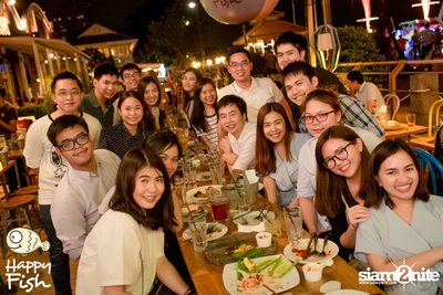 คืนวันศุกร์ ที่ร้าน แฮปปี้ ฟิช, เอเชีย ทีค เดอะ ริเวอร์ฟร้อนท์ — photo 93