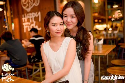 คืนวันศุกร์ ที่ร้าน แฮปปี้ ฟิช, เอเชีย ทีค เดอะ ริเวอร์ฟร้อนท์ — photo 97