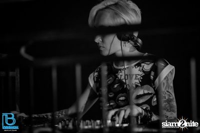 Tribal White Vs. Trap Black at Whiteline - Silom 8 — photo 18