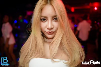 Tribal White Vs. Trap Black at Whiteline - Silom 8 — photo 53