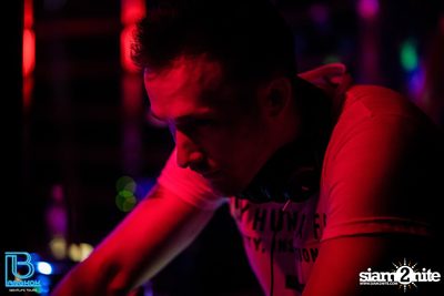 Tribal White Vs. Trap Black at Whiteline - Silom 8 — photo 65