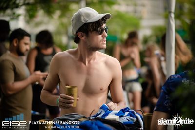H2o Open Air Pool Party at Plaza Athenee — photo 69