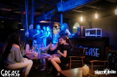Saturday Night at Grease Bangkok, Sukhumvit 49 — photo 46