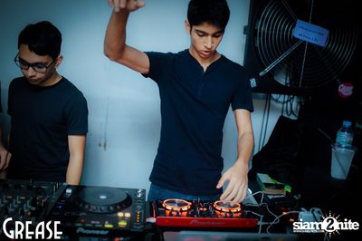 Saturday Night at Grease Bangkok, Sukhumvit 49 — photo 87