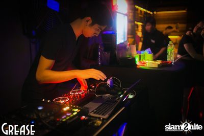 Saturday Night at Grease Bangkok, Sukhumvit 49 — photo 93
