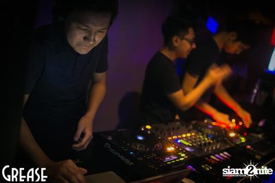 Saturday Night at Grease Bangkok, Sukhumvit 49 — photo 97
