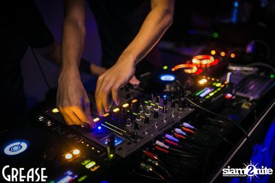 Saturday Night at Grease Bangkok, Sukhumvit 49 — photo 115