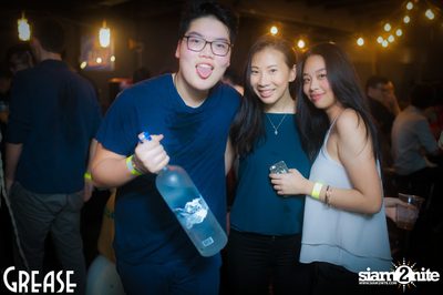 Saturday Night at Grease Bangkok, Sukhumvit 49 — photo 124