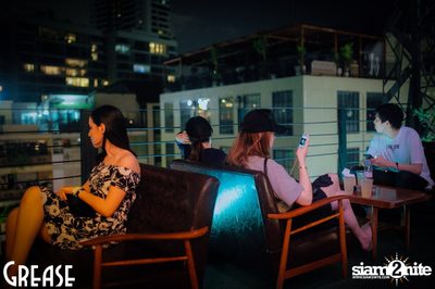 Saturday Night at Grease Bangkok, Sukhumvit 49 — photo 133