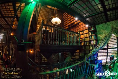 Open Mic Mondays ที่ ดิ ไอรอน แฟรี่, ทองหล่อ — photo 20