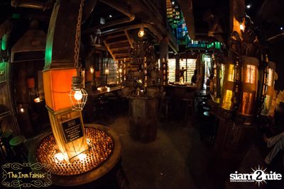 Open Mic Mondays ที่ ดิ ไอรอน แฟรี่, ทองหล่อ — photo 23