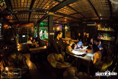 Open Mic Mondays ที่ ดิ ไอรอน แฟรี่, ทองหล่อ — photo 25