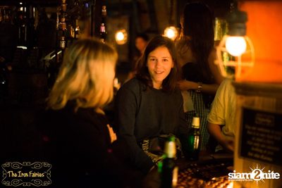 Open Mic Mondays ที่ ดิ ไอรอน แฟรี่, ทองหล่อ — photo 50