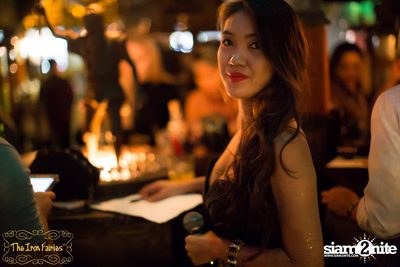 Open Mic Mondays ที่ ดิ ไอรอน แฟรี่, ทองหล่อ — photo 90