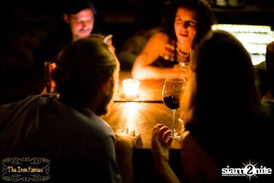 Open Mic Mondays ที่ ดิ ไอรอน แฟรี่, ทองหล่อ — photo 109