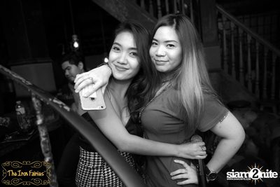 Open Mic Mondays ที่ ดิ ไอรอน แฟรี่, ทองหล่อ — photo 145