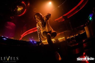 DJ TINC Live at Levels Club, Sulhumvit Soi 11 — photo 8
