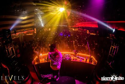 DJ TINC Live at Levels Club, Sulhumvit Soi 11 — photo 81