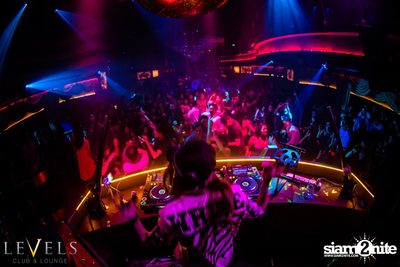 DJ TINC Live at Levels Club, Sulhumvit Soi 11 — photo 83