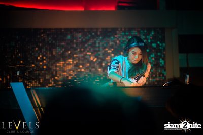 DJ TINC Live at Levels Club, Sulhumvit Soi 11 — photo 92