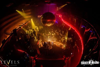 DJ TINC Live at Levels Club, Sulhumvit Soi 11 — photo 120