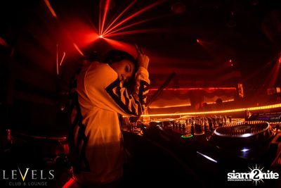 DJ TINC Live at Levels Club, Sulhumvit Soi 11 — photo 129