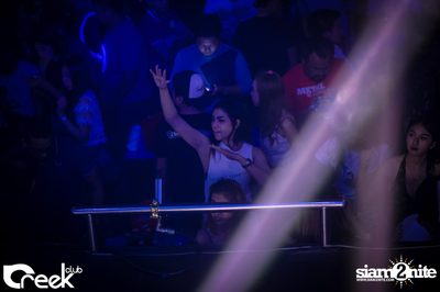 ปาร์ตี้คืนวันวันศุกร์ ที่ร้าน ครีก คลับ, เลียบด่วนเอกมัย-รามอินทรา — photo 35